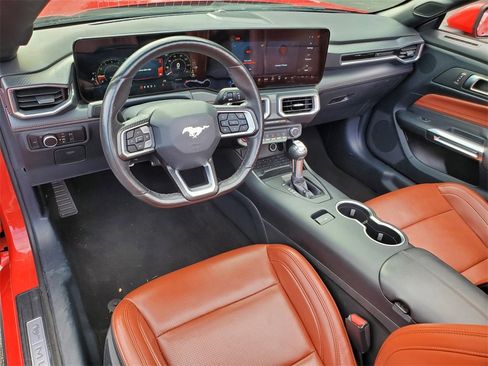 Used 2024 Ford Mustang Premium image 13