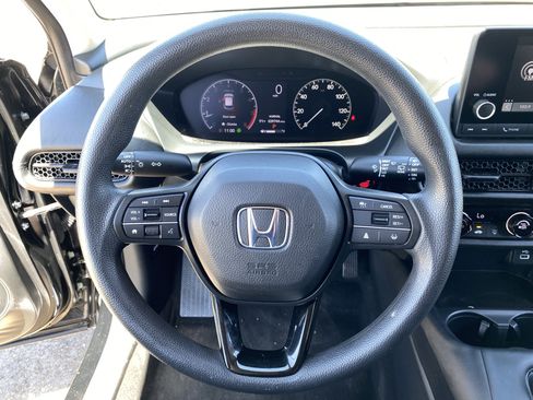 Used 2023 Honda HR-V LX image 26