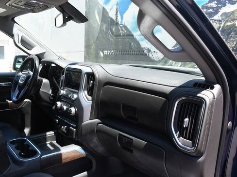 Used 2022 GMC Sierra 1500 SLT w/ SLT Premium Package AWD/4WD image 25