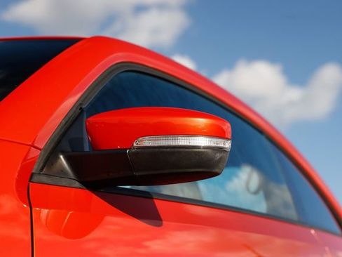 Used 2018 Volkswagen Beetle 2.0T S image 38