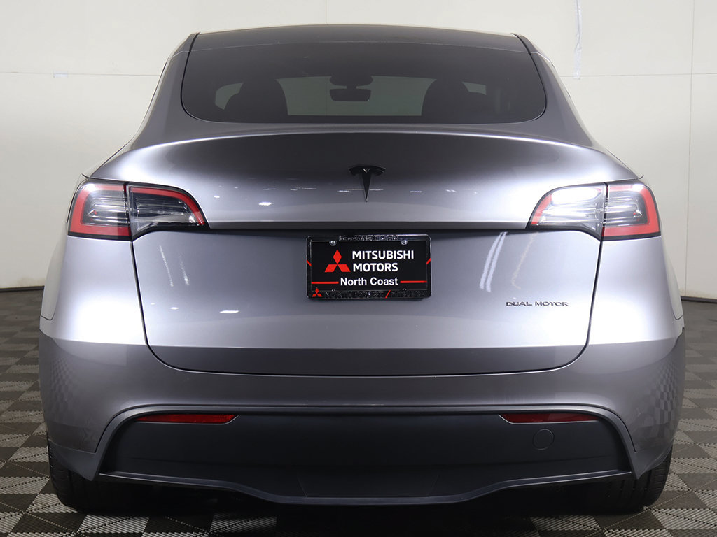 Used 2025 Tesla Model Y Long Range AWD/4WD image 15