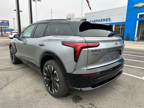 New 2026 Chevrolet Blazer EV RS image 18