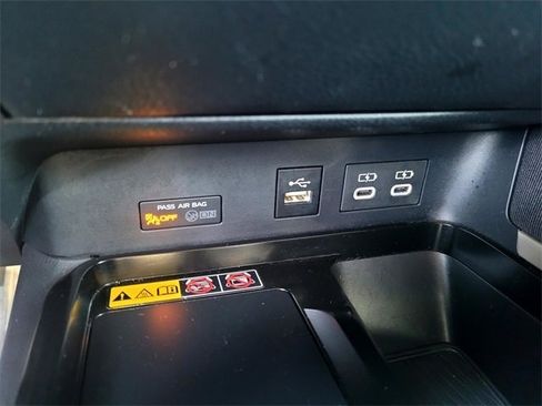 Certified 2025 Toyota Camry LE image 21