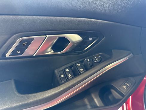 Used 2019 BMW 330i Sedan RWD image 18