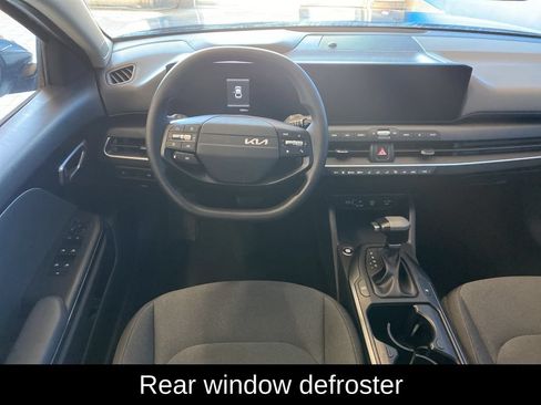 Used 2025 Kia K4 FWD image 5