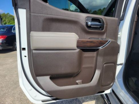 Used 2022 GMC Sierra 1500 SLT AWD/4WD image 29