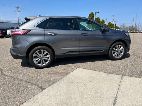 Used 2024 Ford Edge Titanium AWD/4WD image 6