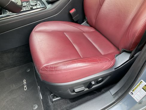 Used 2025 MAZDA CX-30 AWD 2.5 S w/ Preferred Package image 29