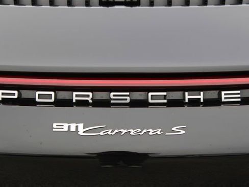 Used 2020 Porsche 911 Carrera S image 6