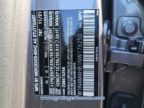 Used 2022 Mercedes-Benz GLB 250 4MATIC image 14