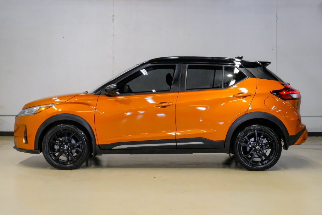 Used 2023 Nissan Kicks SR FWD image 15