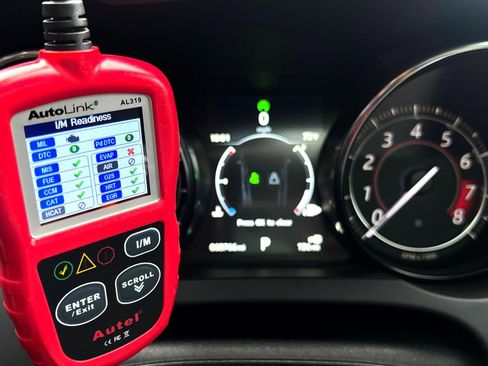 Used 2016 Jaguar F-TYPE S image 52