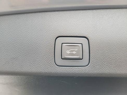 Certified 2024 Buick Encore GX Avenir w/ Avenir Technology Package image 19