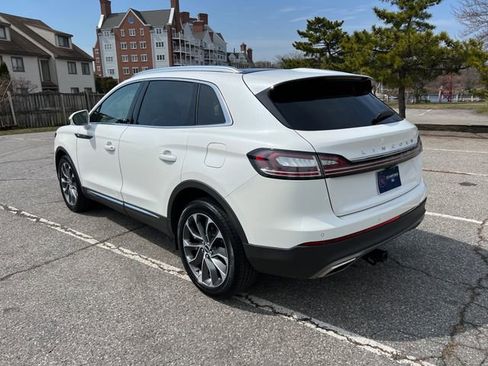 Used 2022 Lincoln Nautilus Reserve image 7