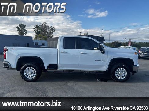 Used 2022 Chevrolet Silverado 2500 LT w/ Convenience Package image 19