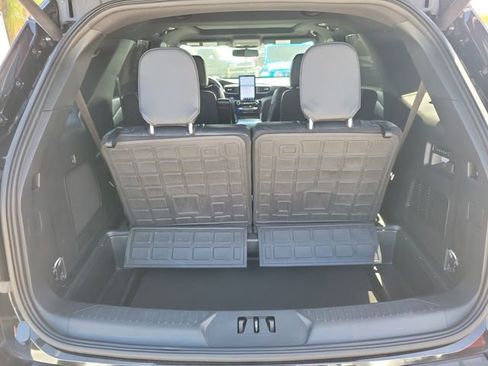 Used 2023 Ford Explorer ST w/ Equipment Group 401A image 6