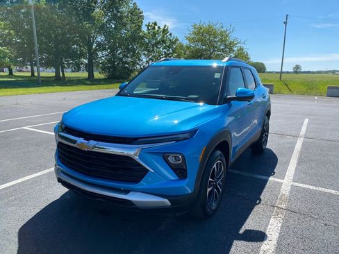 New 2026 Chevrolet TrailBlazer LT w/ LT Cold Weather Package AWD/4WD image 3