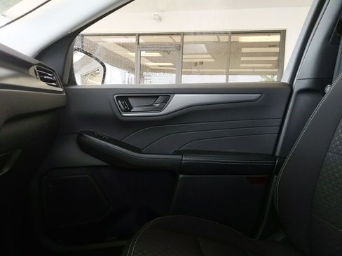 Used 2024 Ford Escape Active AWD/4WD image 24