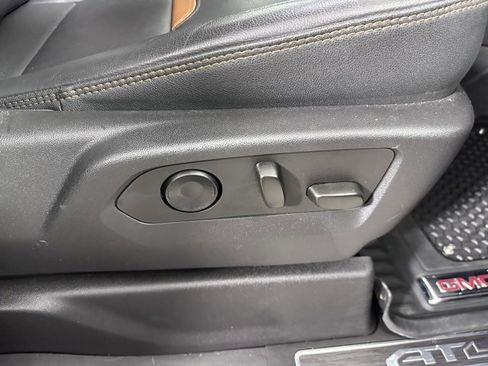 Used 2023 GMC Sierra 1500 AT4 w/ AT4 Premium Package image 10
