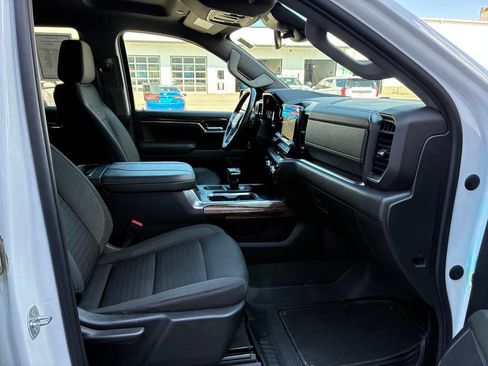 Used 2023 GMC Sierra 1500 Elevation w/ X31 Off-Road Package AWD/4WD image 38