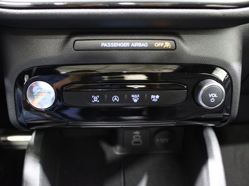 Used 2024 Ford Escape ST-Line w/ Tech Pack #1 FWD image 18
