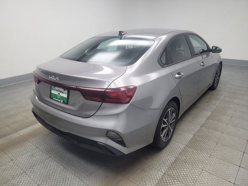 Used 2023 Kia Forte LXS FWD image 9