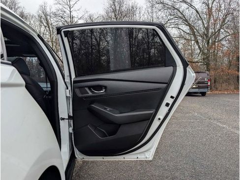 Used 2024 Honda Accord Sport image 12