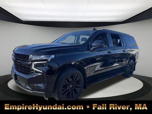 Used 2024 Chevrolet Suburban RST w/ Sport Performance Package image 1