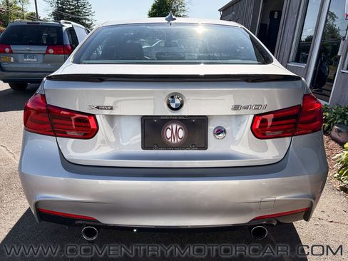 Used 2018 BMW 340i xDrive Sedan AWD/4WD image 6