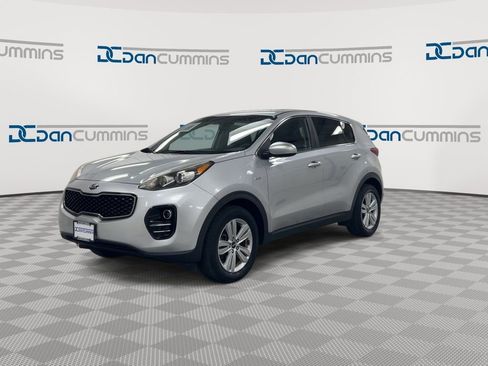 Used 2017 Kia Sportage LX image 4
