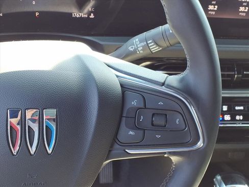 Used 2024 Buick Envista Avenir image 14