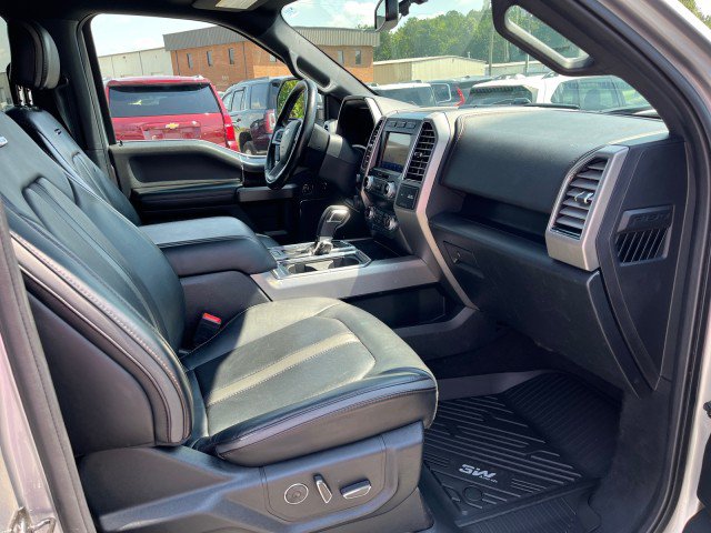 Used 2020 Ford F150 Platinum w/ Equipment Group 701A Luxury AWD/4WD image 23