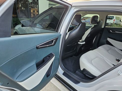 Used 2025 Kia EV6 Wind image 14