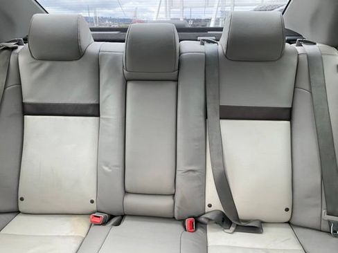 Used 2014 Toyota Camry XLE w/ Leather Package FWD image 17