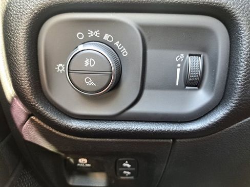 New 2026 RAM 1500 Big Horn AWD/4WD image 16