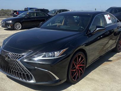Used 2023 Lexus ES 350 w/ Premium Package