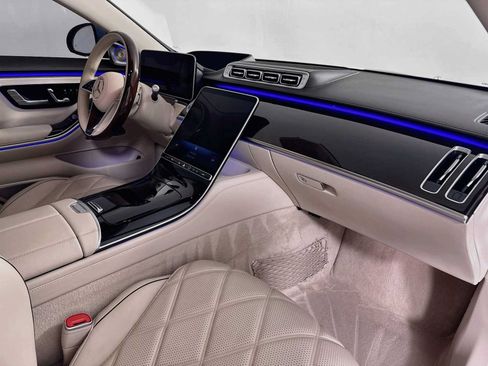 Used 2024 Mercedes-Benz Maybach S 580 4MATIC image 31