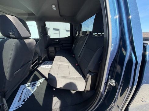 Used 2023 Chevrolet Silverado 1500 Custom image 4