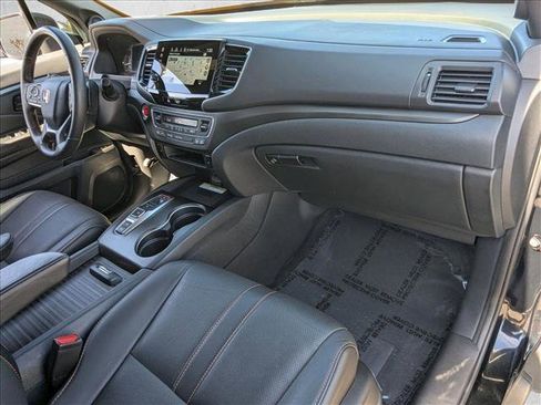 Used 2023 Honda Passport TrailSport image 24