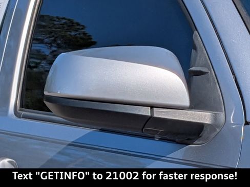 Used 2019 Toyota Tacoma SR5 image 12