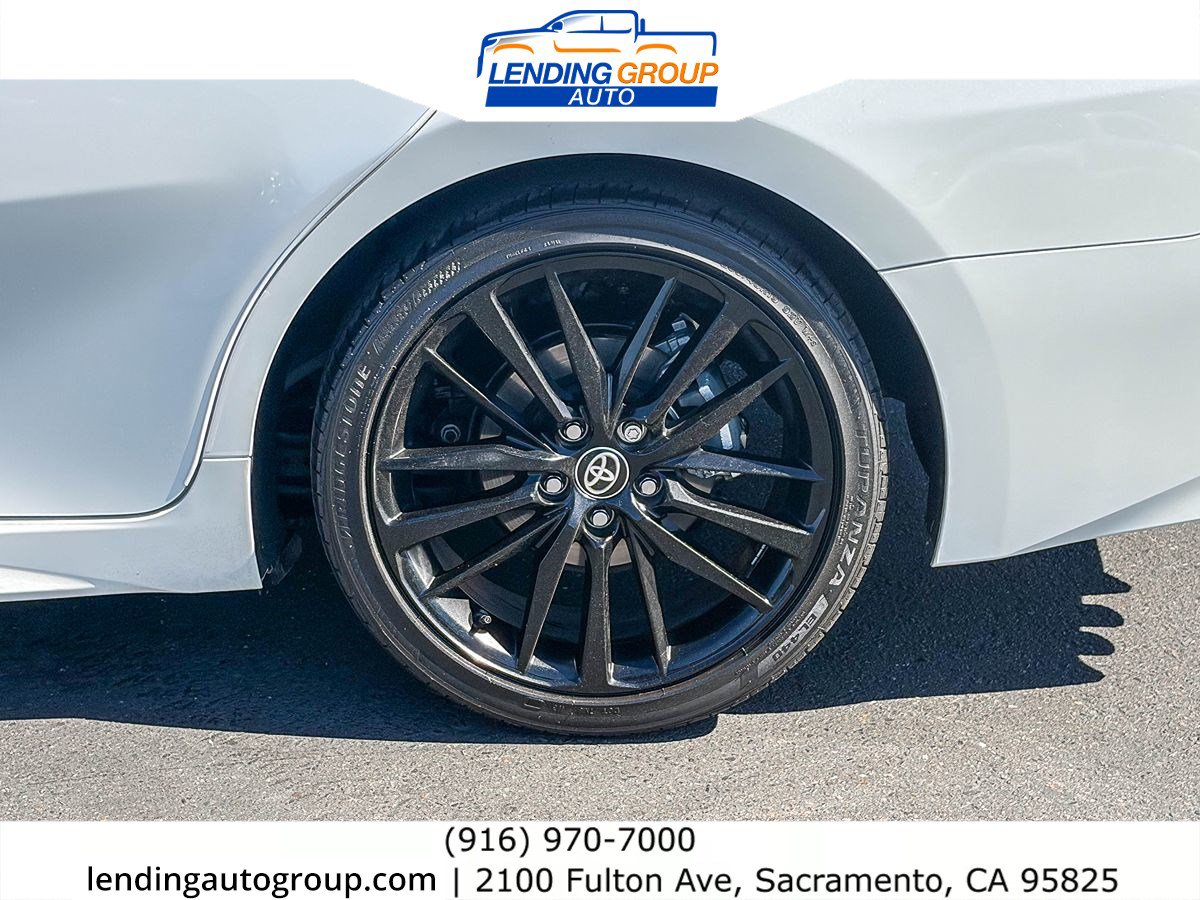 Used 2024 Toyota Camry XSE FWD image 10