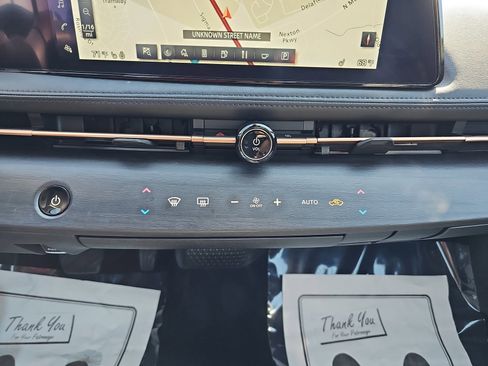 Used 2024 Nissan Ariya AWD image 24