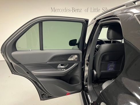 Used 2025 Mercedes-Benz GLE 450 4MATIC image 23