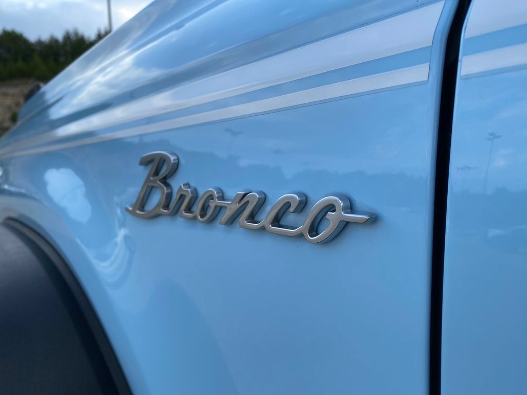 Used 2024 Ford Bronco Heritage Edition AWD/4WD image 43