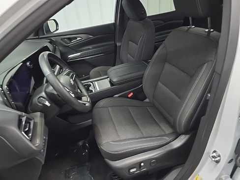 Used 2024 Chevrolet Traverse LT AWD/4WD image 29