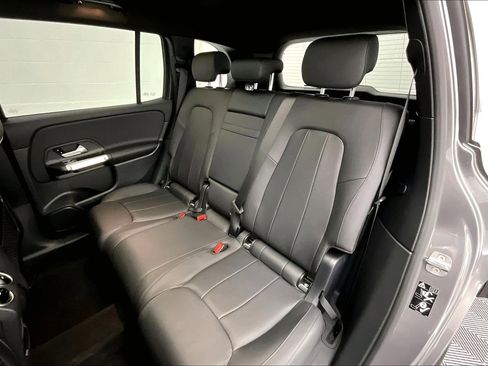 Certified 2023 Mercedes-Benz GLB 250 image 18