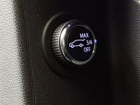 Used 2023 Cadillac XT6 Premium Luxury image 29