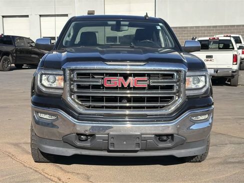 Used 2019 GMC Sierra 1500 SLE w/ SLE Value Package AWD/4WD image 3