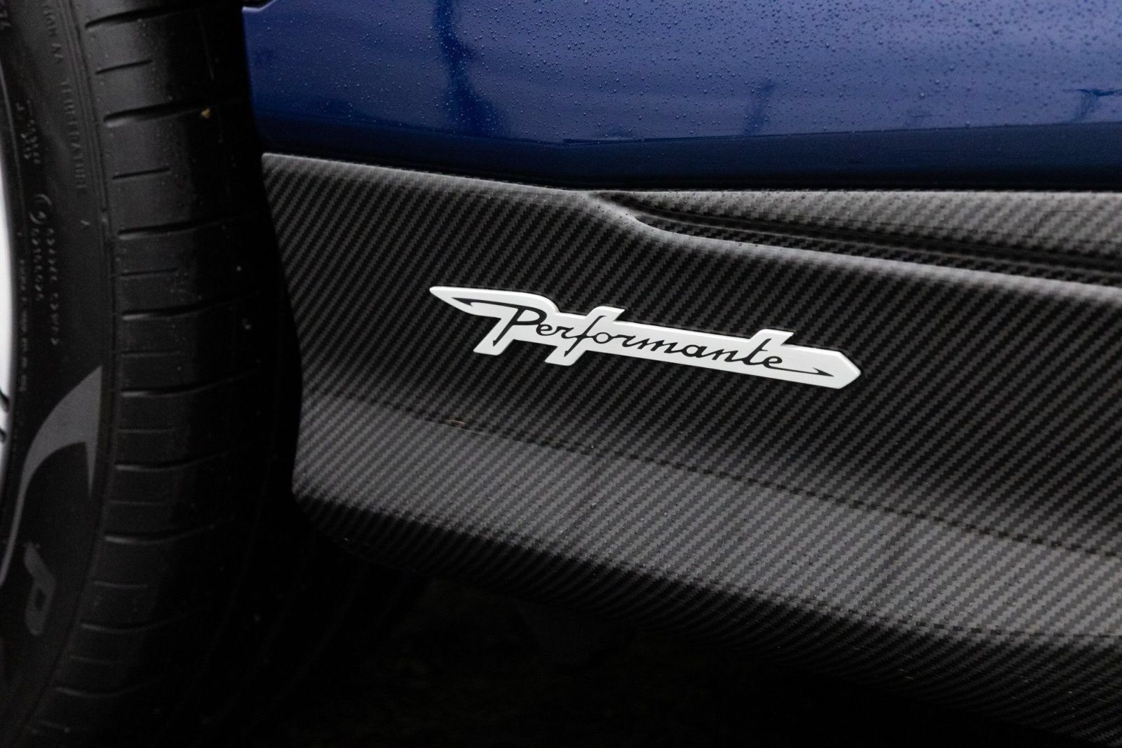 Used 2024 Lamborghini Urus Performante AWD/4WD image 26