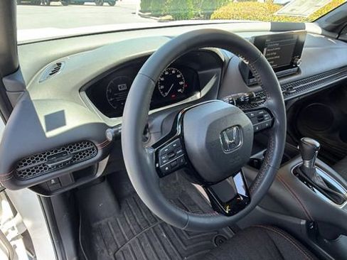 Used 2024 Honda HR-V Sport image 32